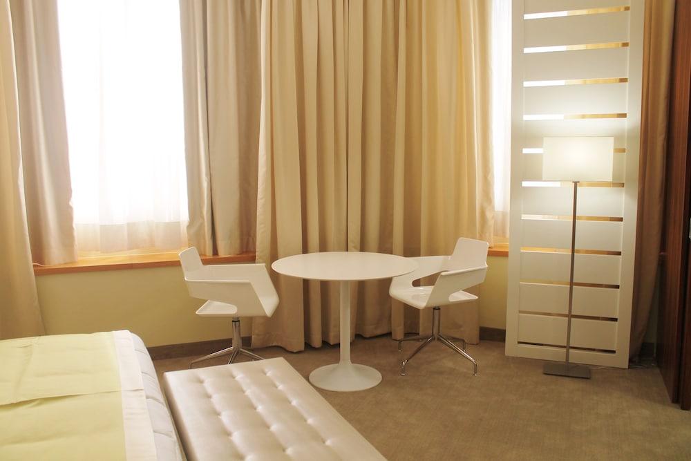 Best Western Mirage Hotel Fiera ปาแดร์โน ดุนญาโน ภายนอก รูปภาพ