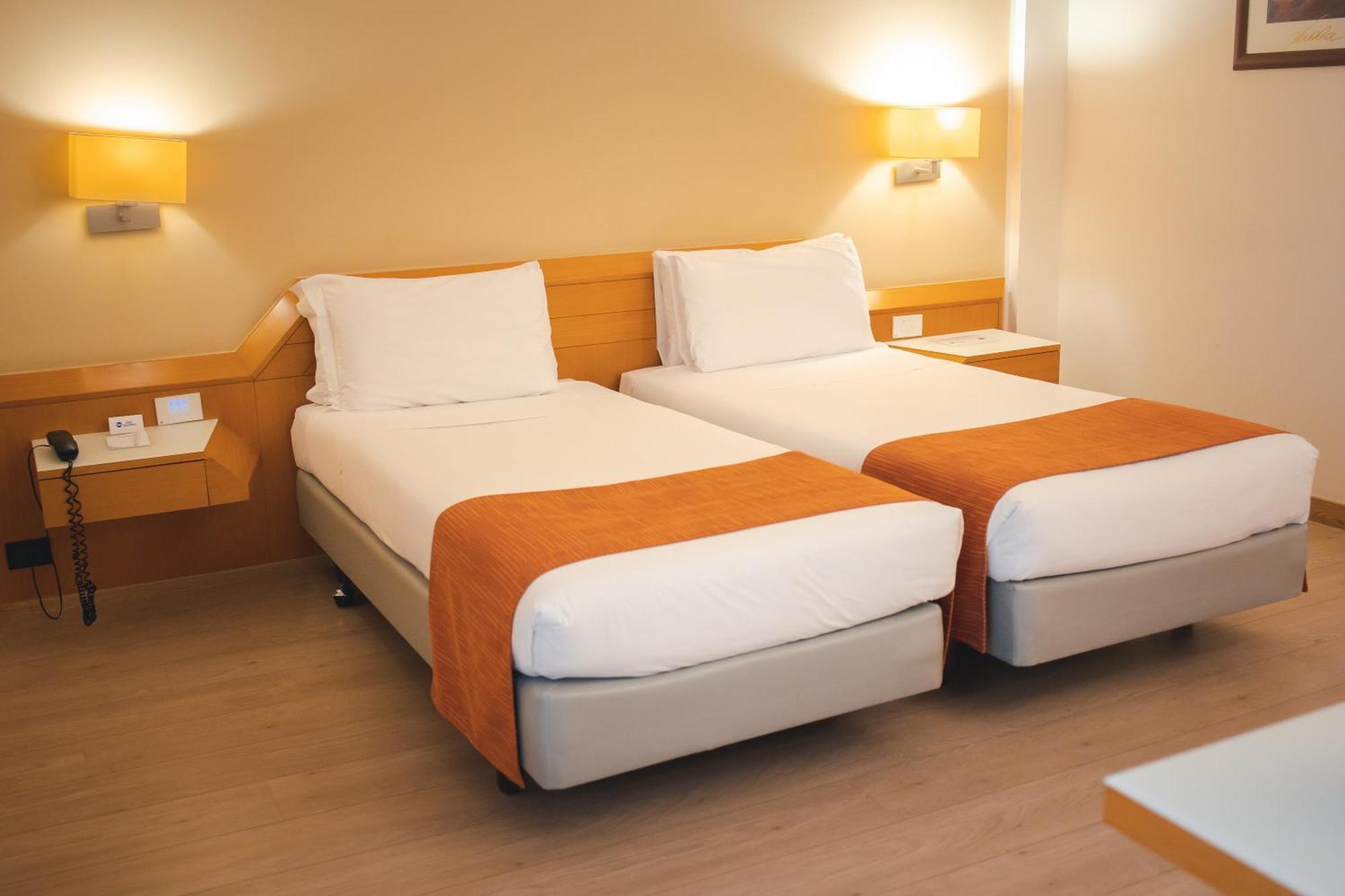 Best Western Mirage Hotel Fiera ปาแดร์โน ดุนญาโน ภายนอก รูปภาพ